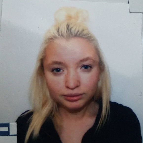 Meet your Posher, Casaundra - Picture 1 of 1